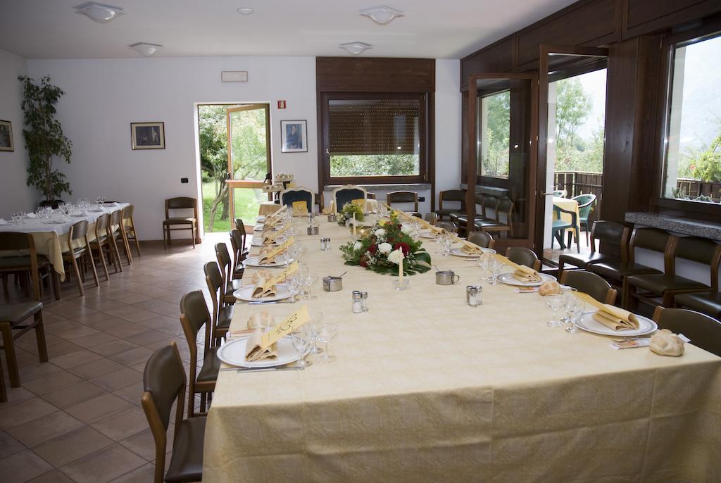 Hotel Ristorante Sassi Rossi Taceno Exteriér fotografie
